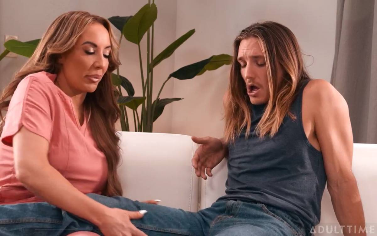 Stepmom Massage Maneuver (Mommy’s Boy / Adult Time)